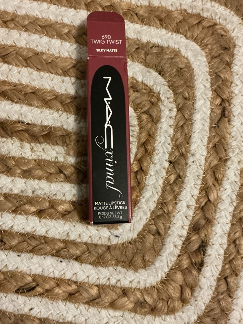 MAC Cosmetics Twig Twist 690 Silky Matte - Deep Mauve